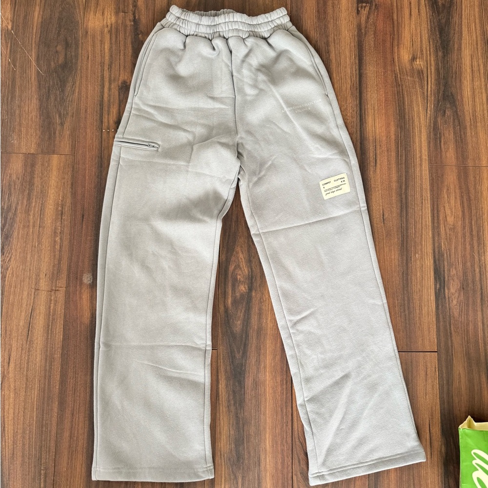 Comfrt Silver Gray Fleece Sweatpants